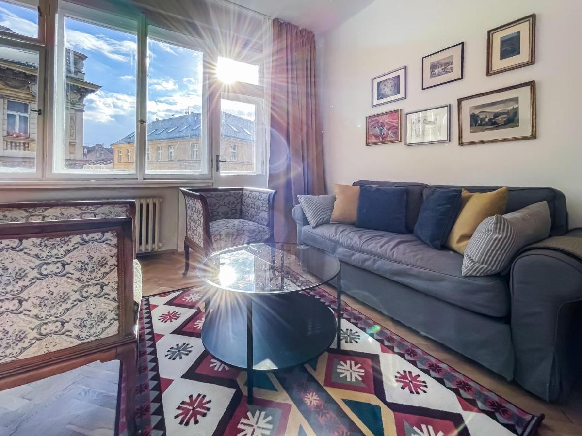 Turnkey I Vintage Terrace Apartment Πράγα Εξωτερικό φωτογραφία